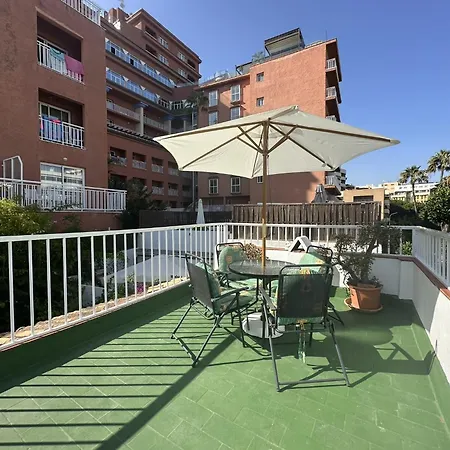 Дом отдыха Casa La Raspa 2 Minutos De La Playa Bajondillo Торремолинос