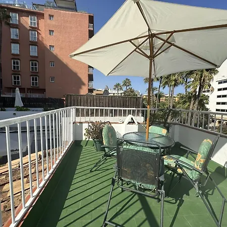 Casa La Raspa 2 Minutos De La Playa Bajondillo Torremolinos